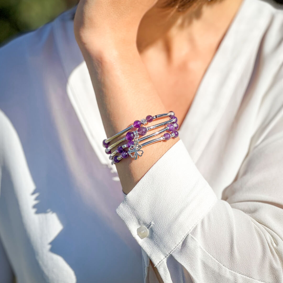 "Tur"-Armband i Ädelstenar